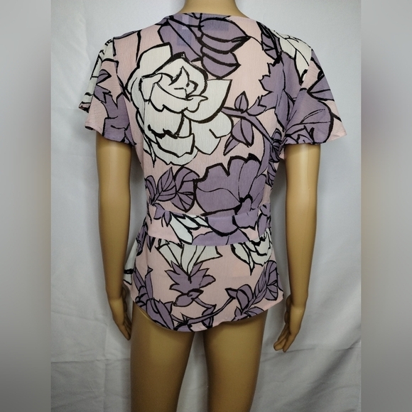 New York & company women's size medium purple blouse wrap shirt top pin floral - Picture 9 of 10